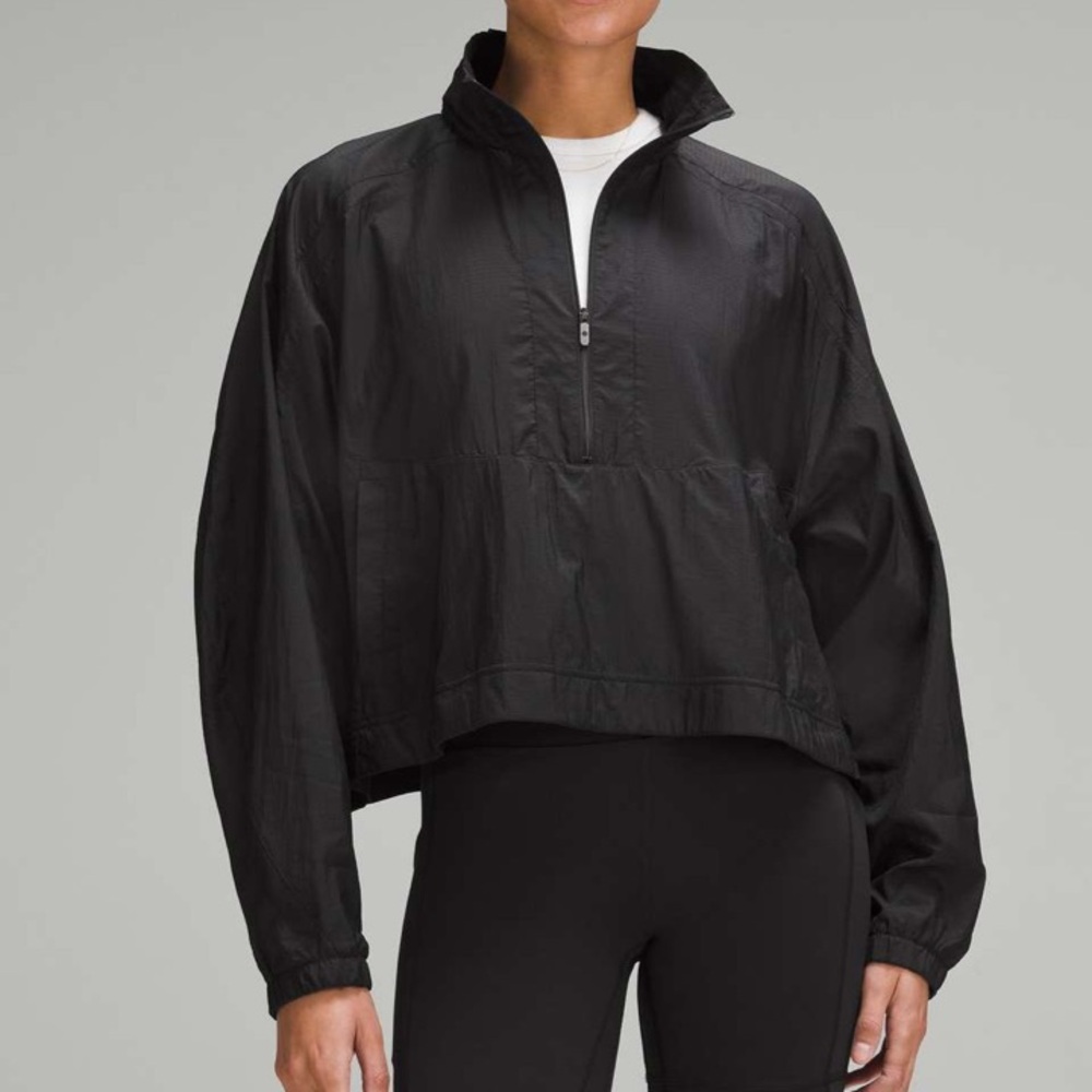 Lululemon Lightweight Woven Side-Snap Anorak
Black
